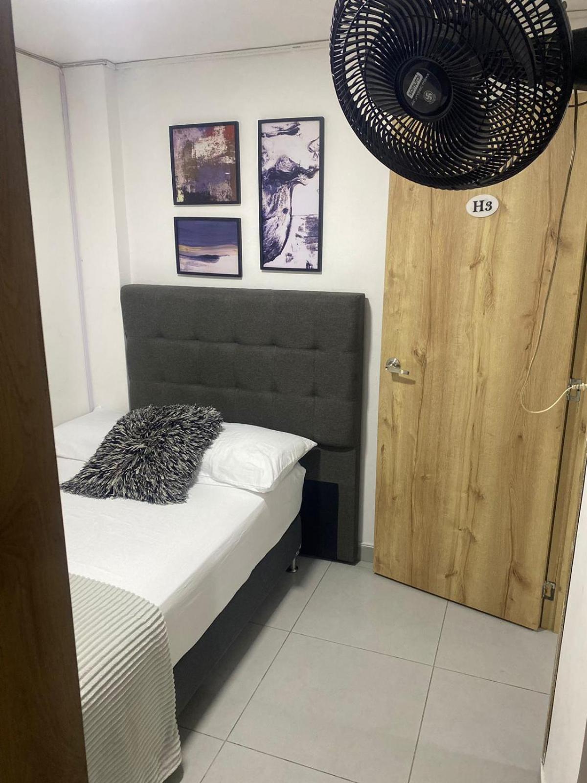 Hotel Boutique San Joaquin Plaza 메딜린 외부 사진